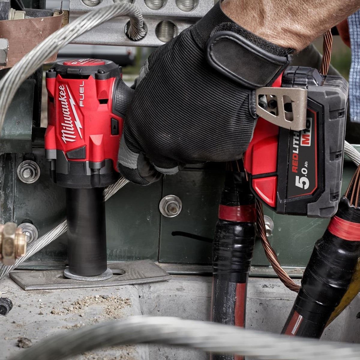 Milwaukee M18FIW2F38-0X 18V FUEL Brushless 3/8" Friction Ring Impact Wrench Body Only with case 4933478650