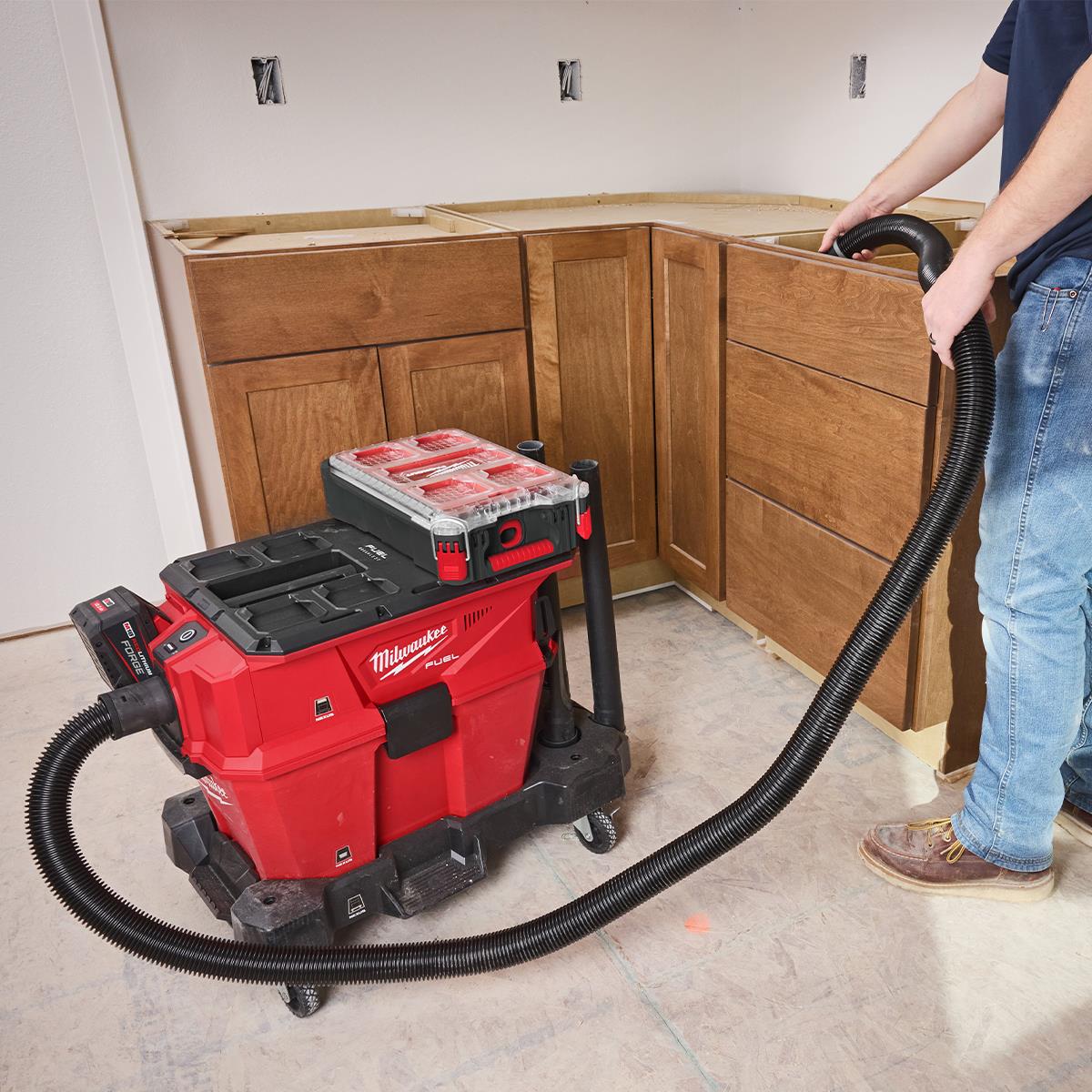 Milwaukee M18FVC23L-0 18V FUEL Brushless 23L L-Class Wet & Dry Vacuum Cleaner Body Only 4933500141
