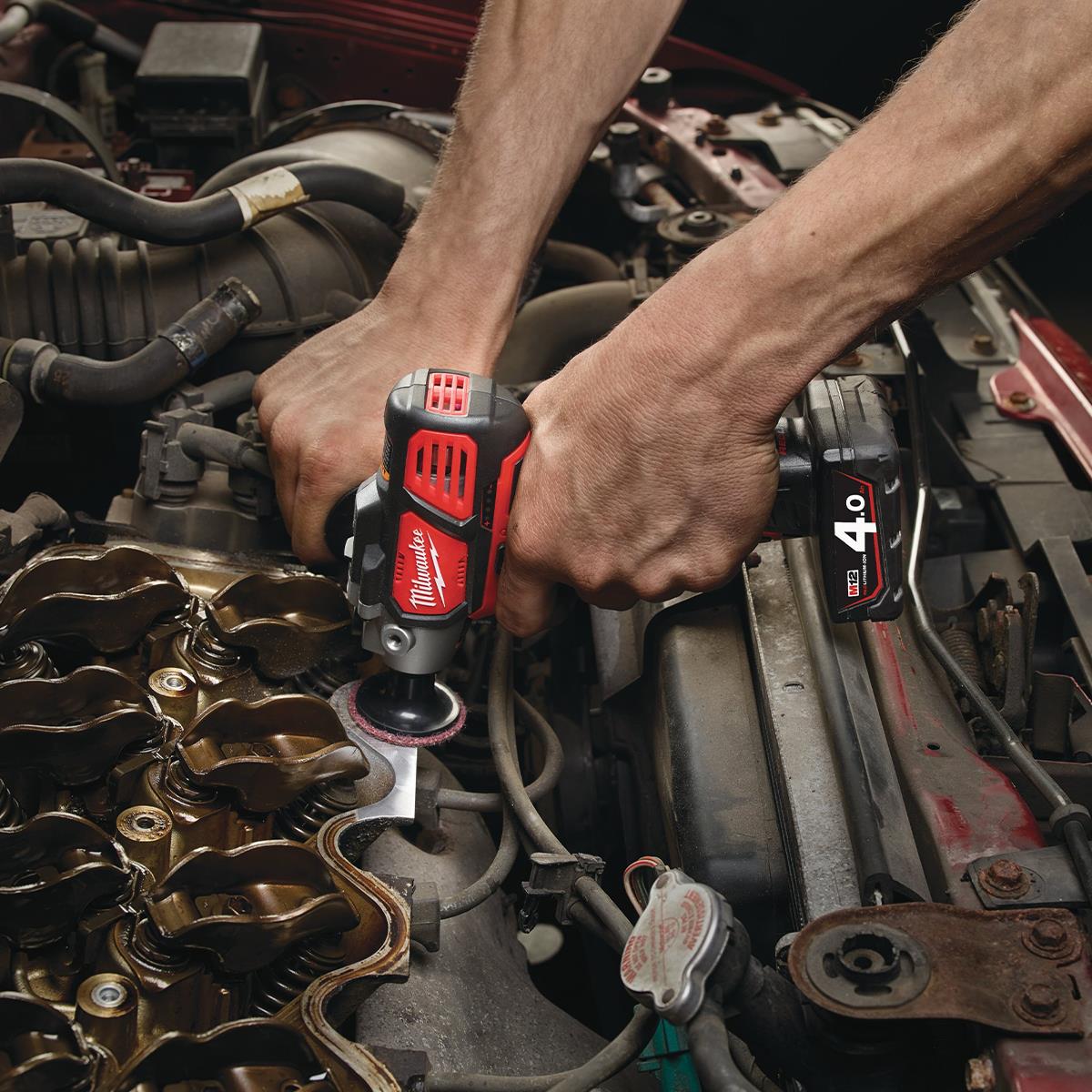 Milwaukee M12BPS-0 12V Compact Polisher / Sander Body Only 4933447791