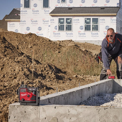Milwaukee M12A3PLO-0C 12V M12 Green Auto Alignment 360° 3 Plane Laser with 1.2m Compact Laser Tripod & Case