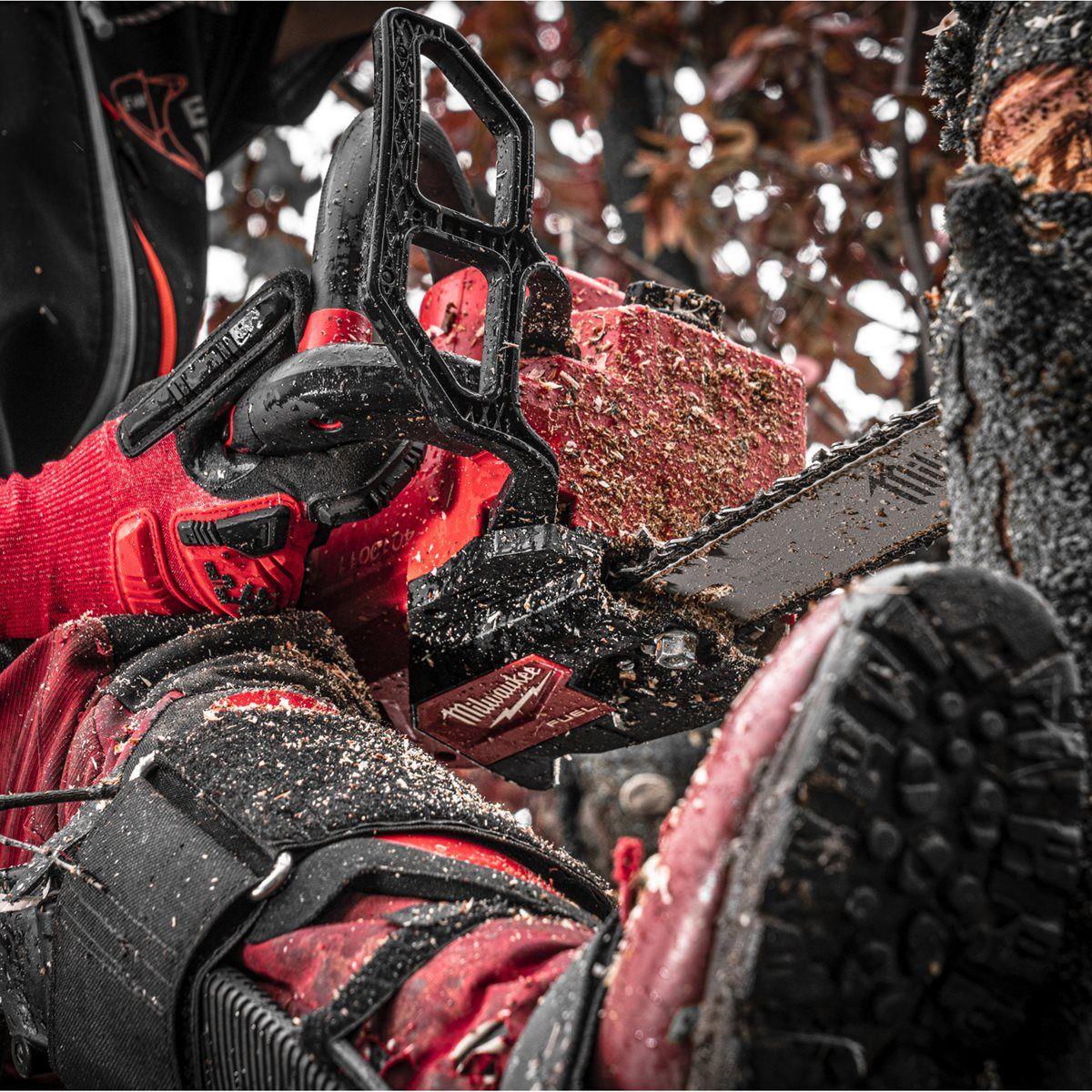 Milwaukee M18FTHCHS35-0 18V FUEL Brushless 35cm Top Handle Chainsaw Body Only 4933479588