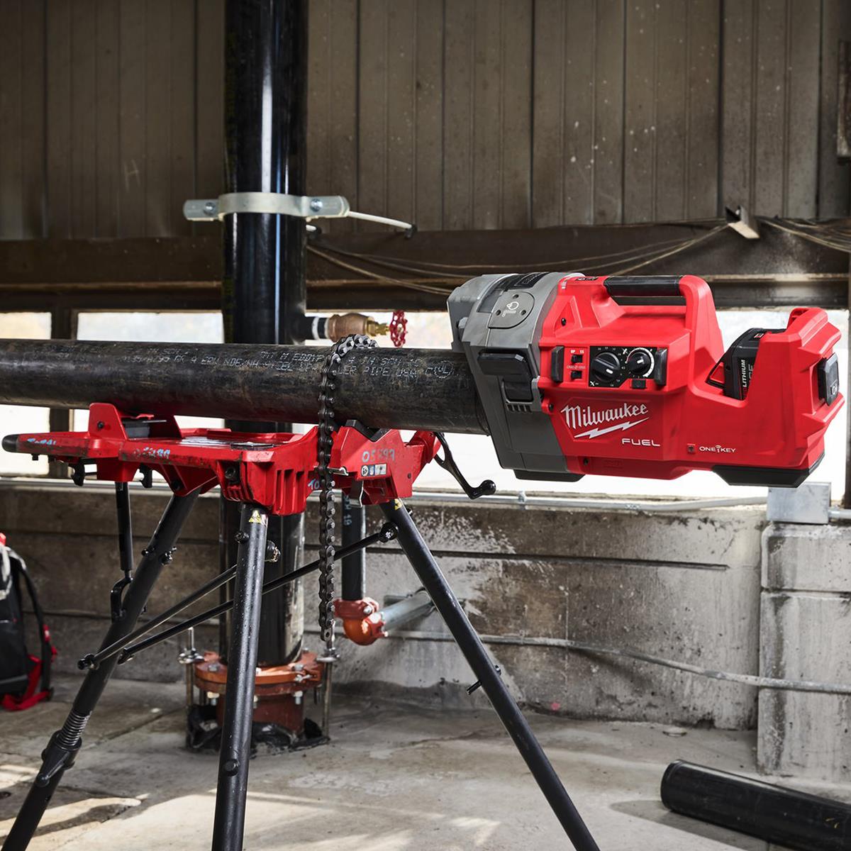 Milwaukee M18FRGRO114-0C 18V M18 FUEL Brushless Roll Groover Body Only with Case 4933479788